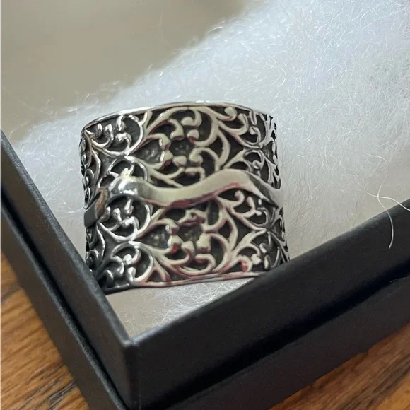 Silpada Silver Filigree Statement Ring - Picture 1 of 2